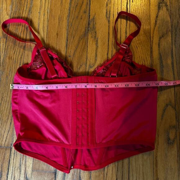 Chic Women's Lace Bra Set - Red, Pink, and Black - Picture 13 of 13